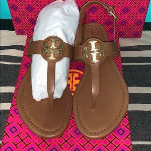 ✨BRAND NEW✨ Tory Burch Bryce Thong Sandal